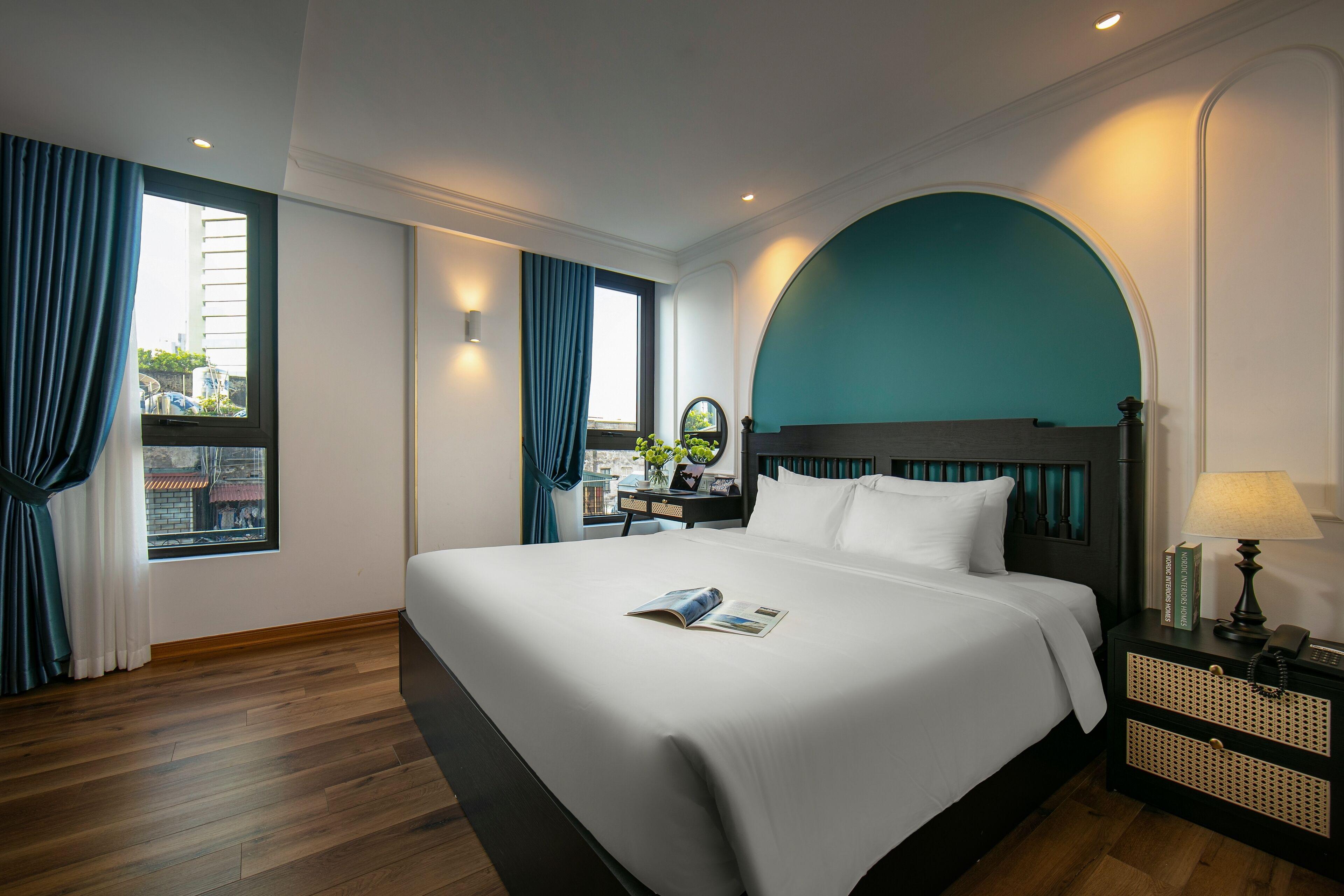 Hotel De Rond, Hanoi